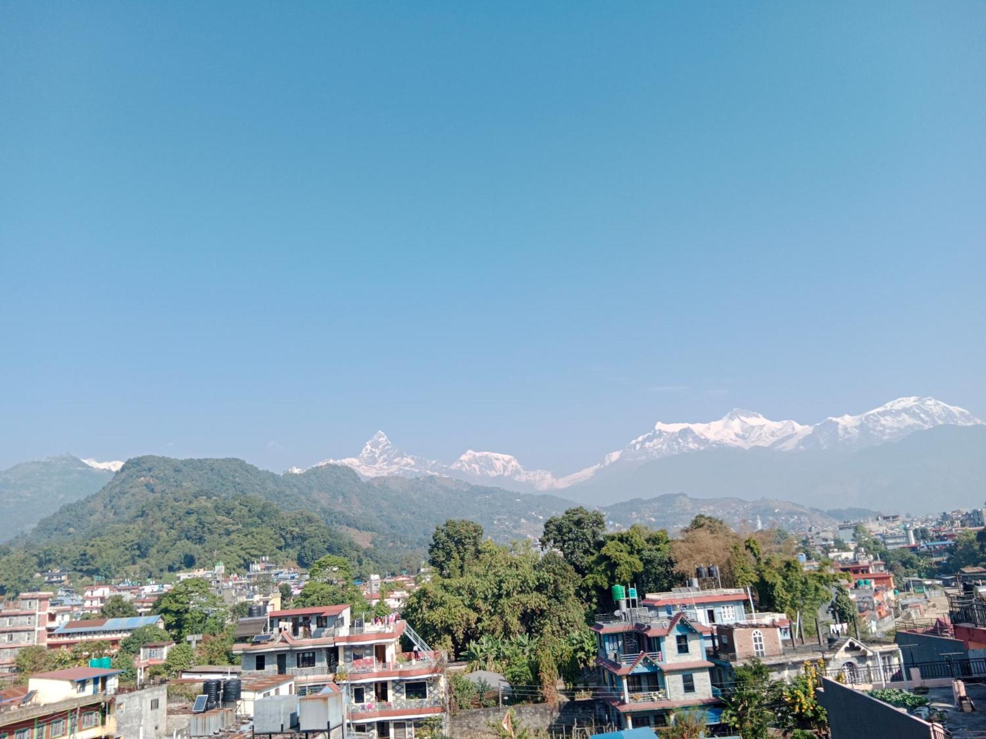 Rj-Residence Pokhara Buitenkant foto